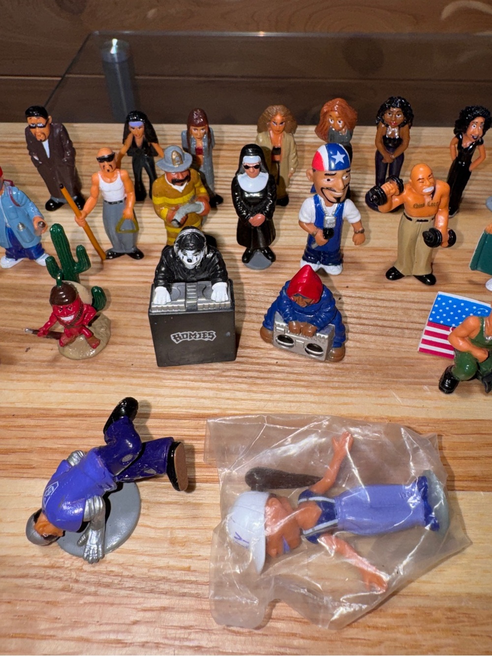 (28) Original Homies Vintage Rare Clown Figures Bobbleheads (1 sealed) Lot No